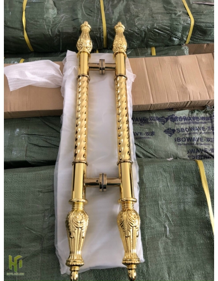 TAY VÀNG CÚP HOA